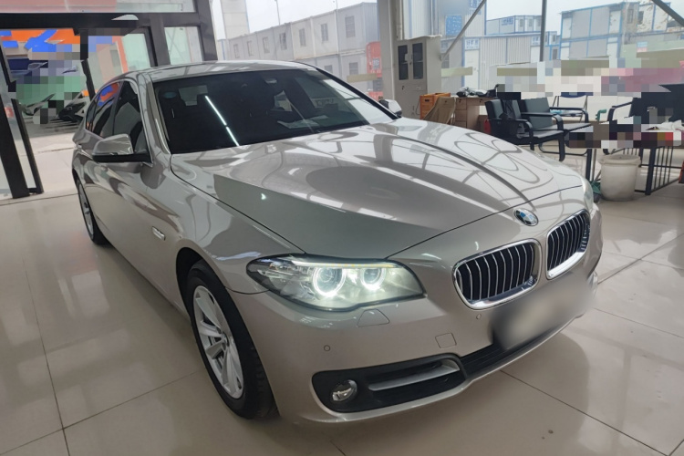 宝马5系 2014款 520Li 典雅型车身外观3