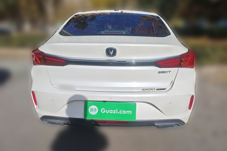 长安 逸动 2020款 PLUS 蓝鲸NE 1.4T GDI DCT尊贵型车身外观6004