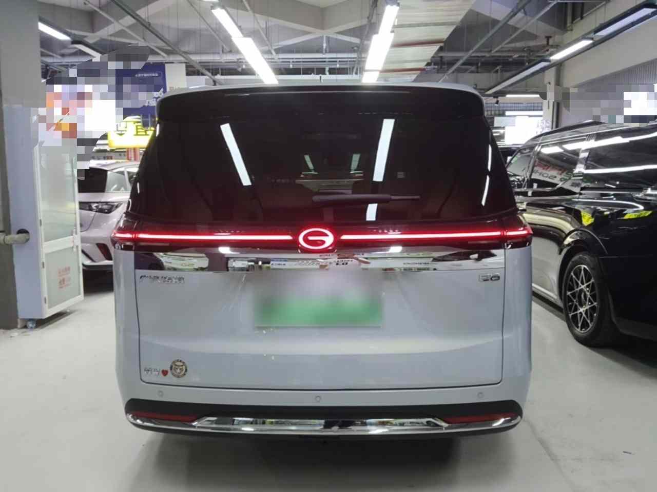 广汽传祺 传祺E8新能源 2024款 150km 龙腾光辉+(3)