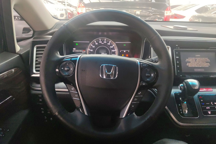 本田 艾力绅 2016款 2.4L 至尊版中控内饰13