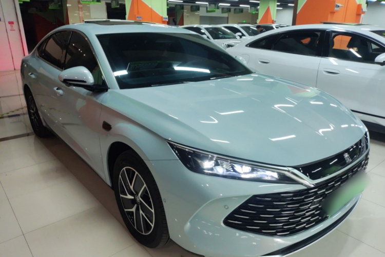 比亚迪 秦L 2025款 DM-i 智驾版 120KM领先型车身外观6002