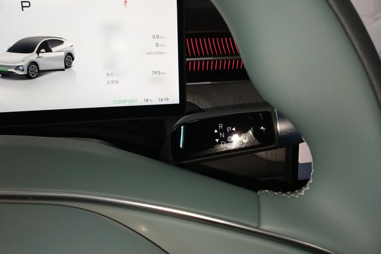 小鹏G6 2025款 625 长续航 Max 旗舰版局部细节18