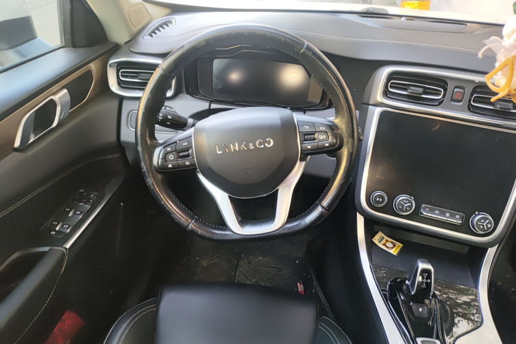 领克01 2020款 2.0T 两驱纯Pro版 国VI中控内饰13