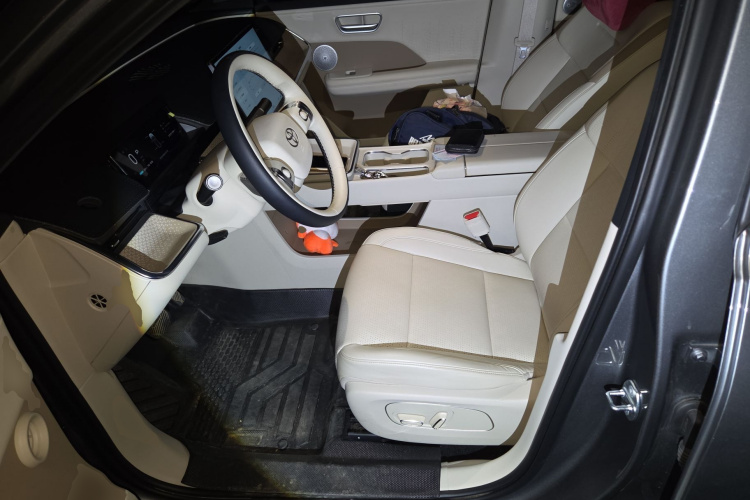 丰田 铂智3X 2025款 520 Pro中控内饰19