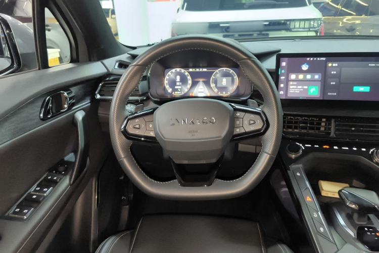 领克06 2023款 Remix 1.5T 劲Pro中控内饰13