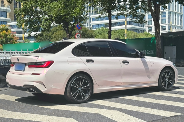 宝马3系 2022款 325Li M运动套装车身外观6006