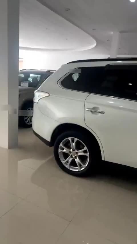 大众 途观 2015款 1.8TSI 自动两驱舒适版讲解2