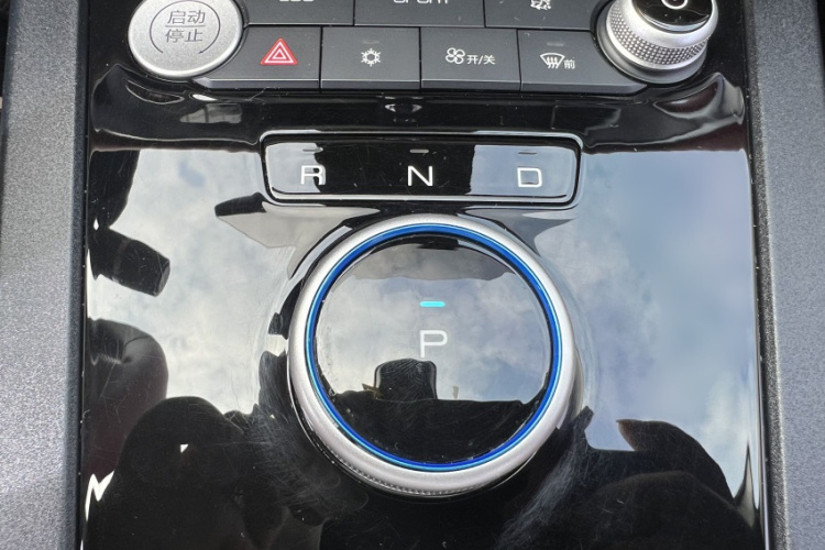 比亚迪e2 2021款 尊贵型局部细节18