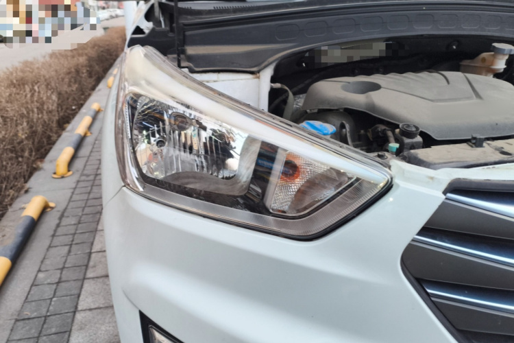 北京现代ix25 2015款 1.6L 自动两驱智能型GLS车身外观6006