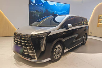 广汽传祺 传祺向往M8 2025款 乾崑系列 Ultra 头等舱