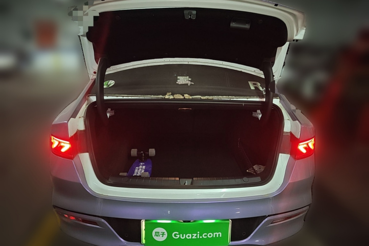 比亚迪 秦PLUS 2021款 DM-i 55KM 旗舰型局部细节23