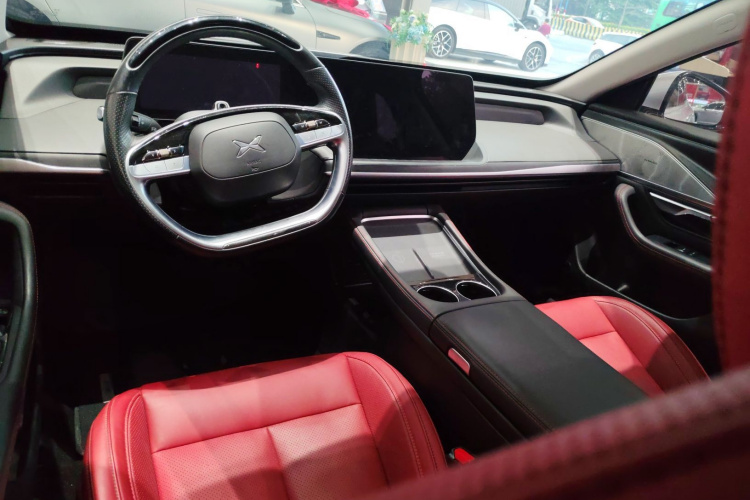 小鹏P7 2023款 P7i 702 Pro中控内饰7002