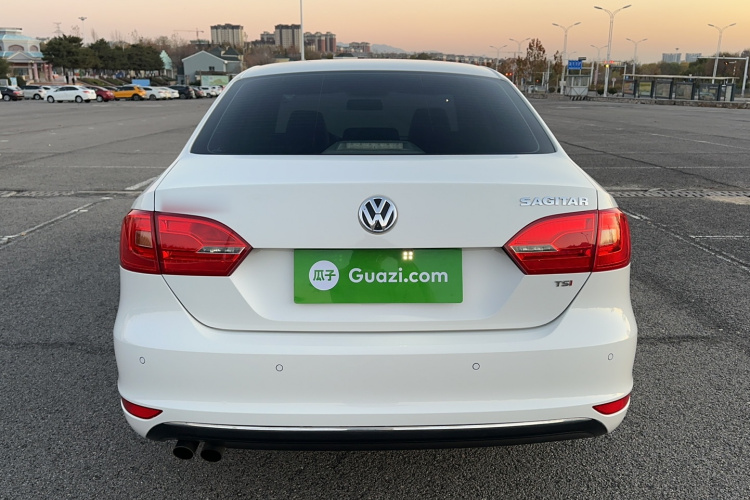 大众 速腾 2014款 1.4TSI 手动豪华型车身外观6005