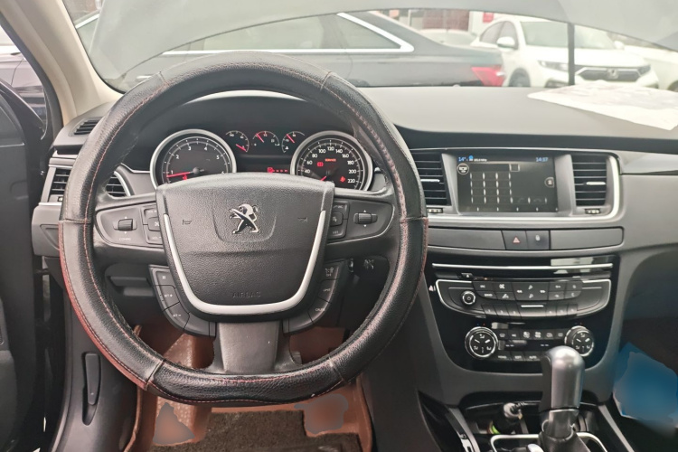 标致508 2013款 2.0L 两周年纪念 自动智享版局部细节13