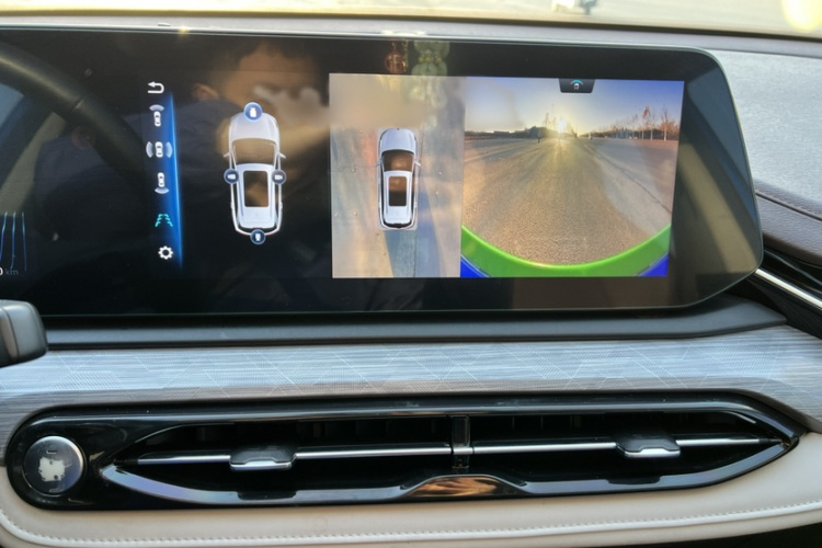 思皓QX 2021款 300T DCT追光版局部细节9013