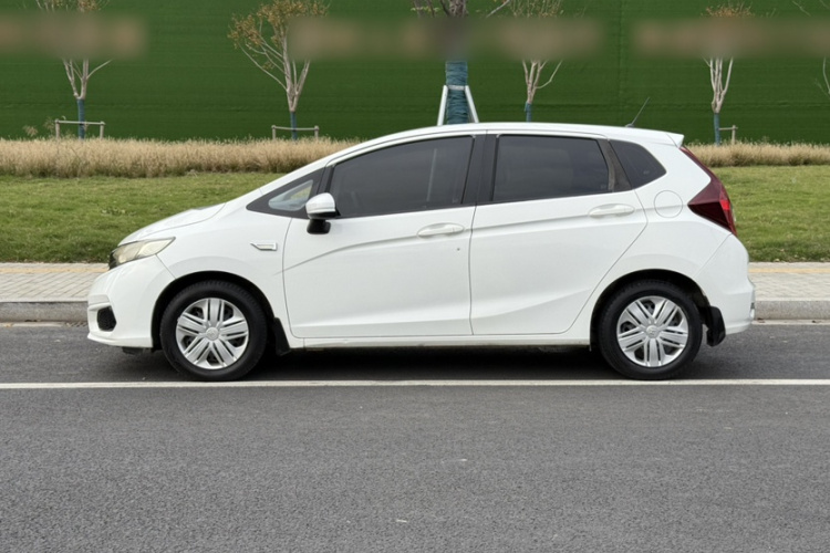 本田 飞度 2018款 1.5L CVT舒适版车身外观6005