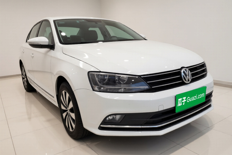 大众 速腾 2017款 230TSI 手动舒适型车身外观3