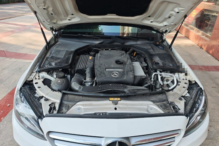 奔驰C级 2017款 C 200 L 运动版局部细节24