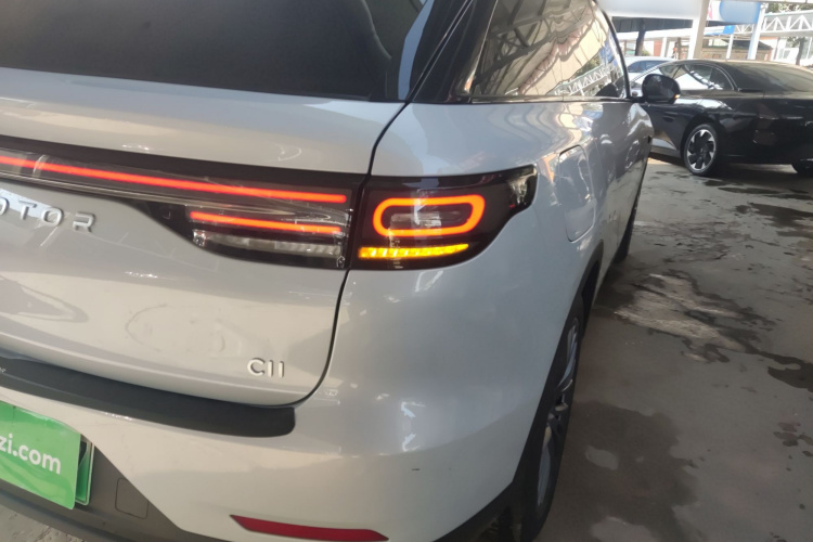 零跑汽车 零跑C11 2023款 增程 200舒享版车身外观9