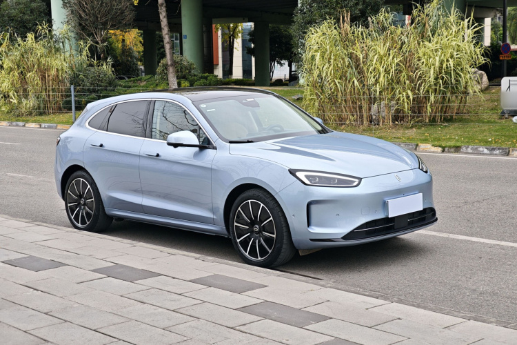 鸿蒙智行 问界M5 2022款 纯电四驱性能版车身外观6002