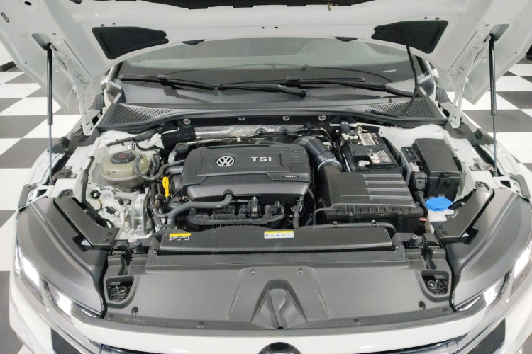 一汽-大众CC 2021款 380TSI 夺目版机舱底盘24