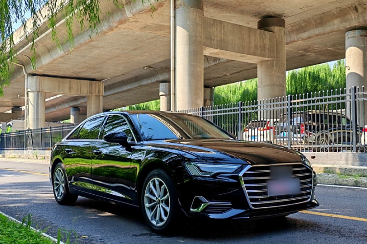 奥迪A6L 2023款 40 TFSI 豪华致雅型车身外观6002