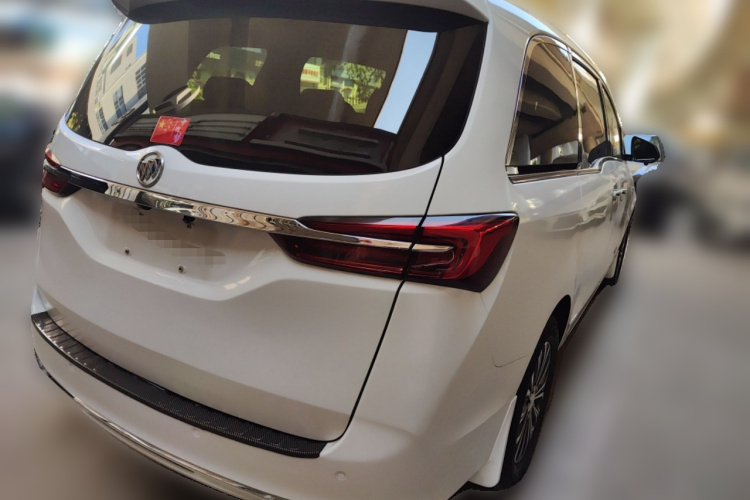 别克GL8 2020款 陆上公务舱 652T 豪华型车身外观7