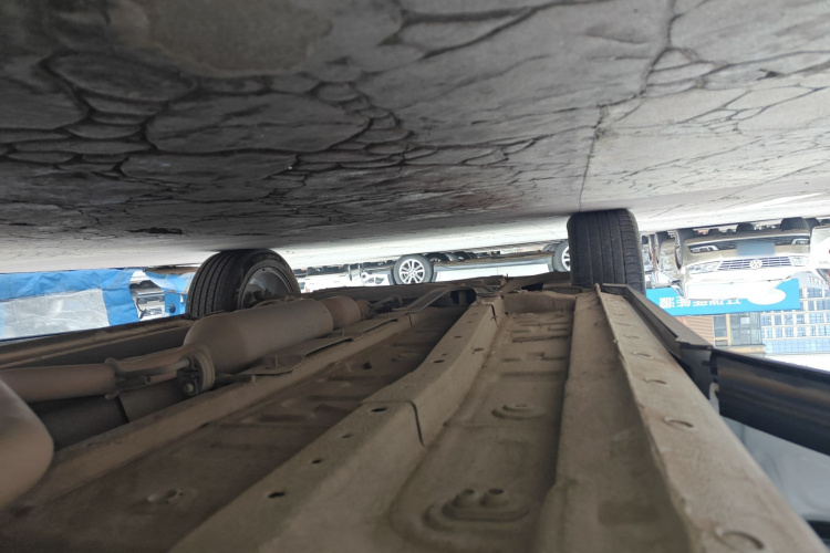 捷途X90 PLUS 2021款 1.5T 手动府邸 5座局部细节9002