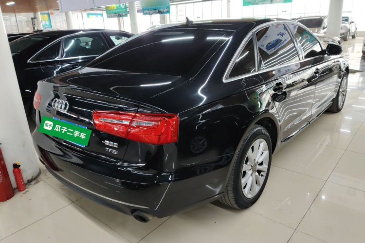 奥迪A6L 2015款 TFSI 百万纪念智领型车身外观7