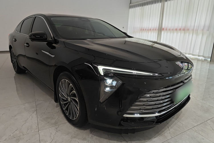 别克 君越 2023款 28T 越尊版车身外观3