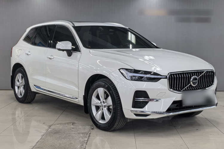 沃尔沃XC60 2022款 B5 四驱智逸豪华版车身外观6002