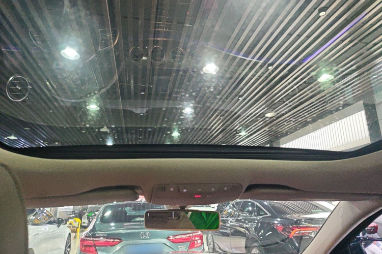 奔驰E级 2020款 改款 E 260 L中控内饰22