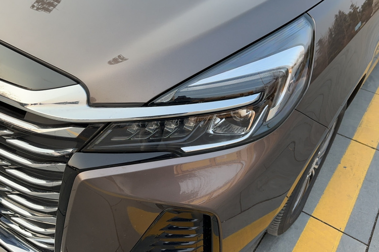 别克GL8 2023款 改款 陆上公务舱 豪华型车身外观6001