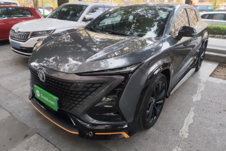 长安UNI-T 2022款 1.5T 运动版 尊贵型