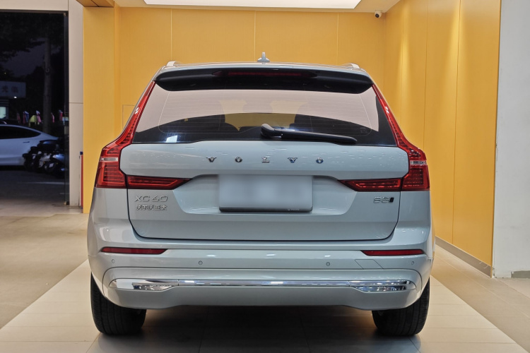 沃尔沃XC60 2022款 B5 四驱智逸豪华版车身外观6004