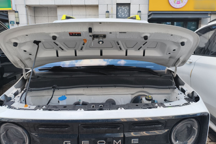 吉利银河 2024款 200km 熊猫骑士局部细节24