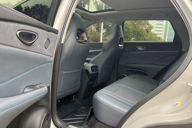 比亚迪 海狮07 DM-i 2025款 150 领航+版中控内饰7004