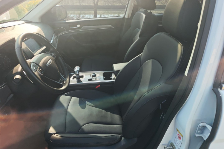 哈弗H6 2019款 运动版 1.5T 自动两驱精英型 国VI中控内饰7002