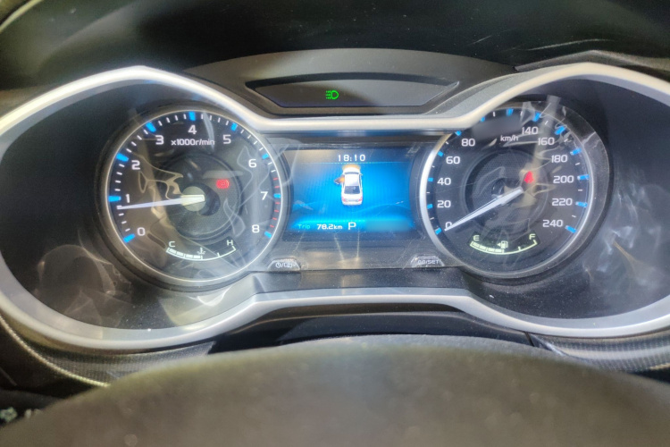 吉利汽车 帝豪 2017款 三厢百万款 1.5L CVT向上版局部细节14