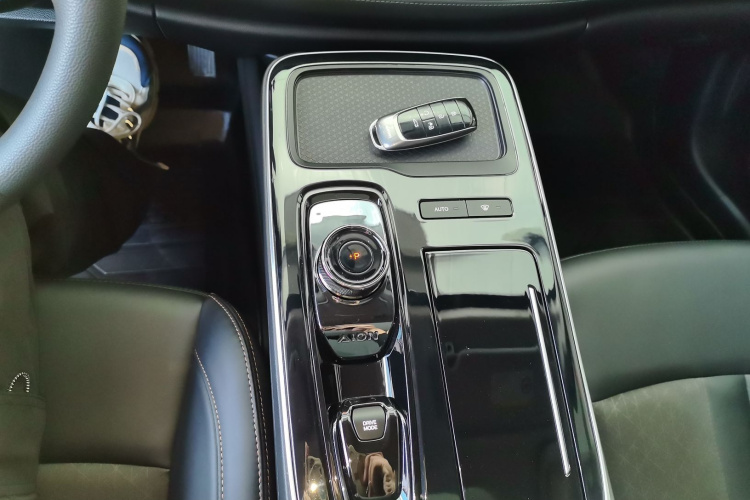 埃安 AION S 2023款 魅 580 磷酸铁锂局部细节18