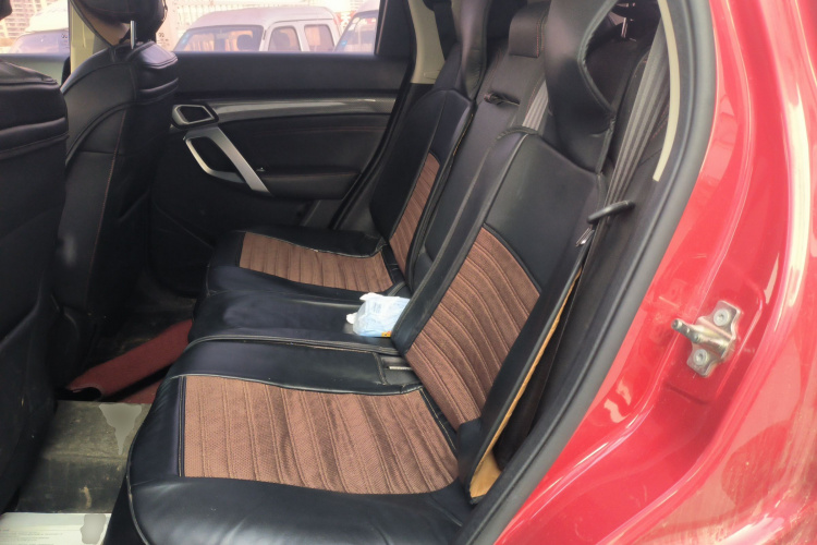 北京BJ20 2016款 1.5T CVT豪华型中控内饰21