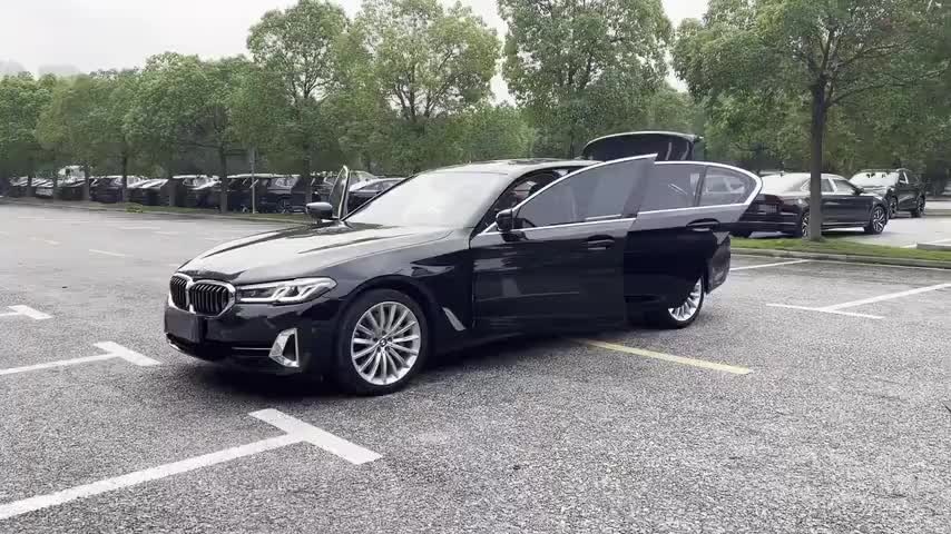 宝马5系 2022款 改款二 530Li 尊享型 豪华套装实拍1