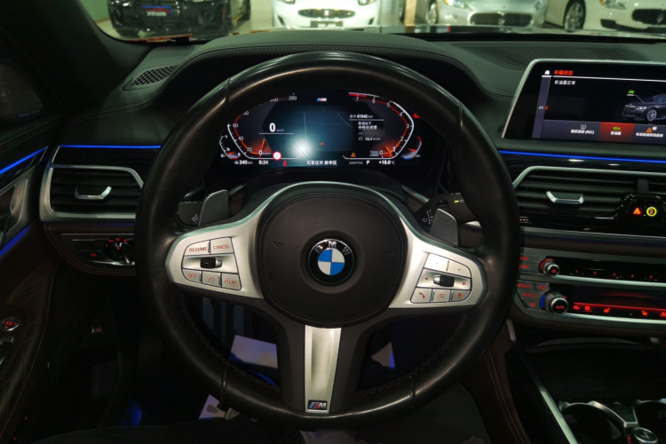 宝马7系 2021款 740Li 领先型 M运动套装中控内饰13