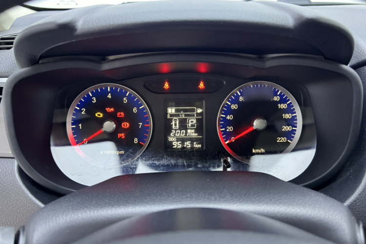 启辰R50X 2015款 1.6L 自动潮流版中控内饰7008