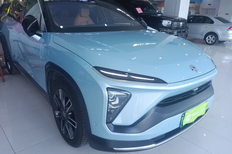 蔚来ES6 2020款 430KM 性能版车身外观3