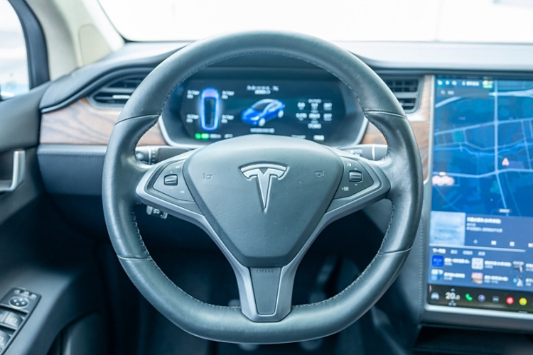 特斯拉 2017款 Model X 100D 长续航版局部细节13