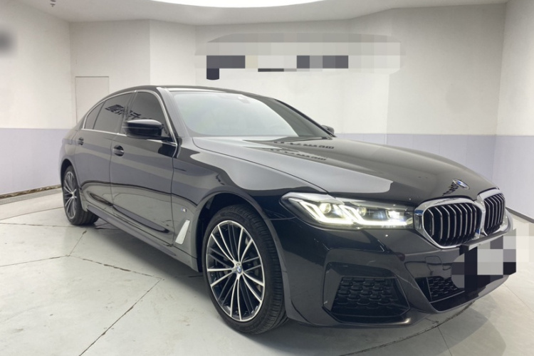 宝马5系 2023款 改款 530Li 领先型 M运动套装车身外观6003