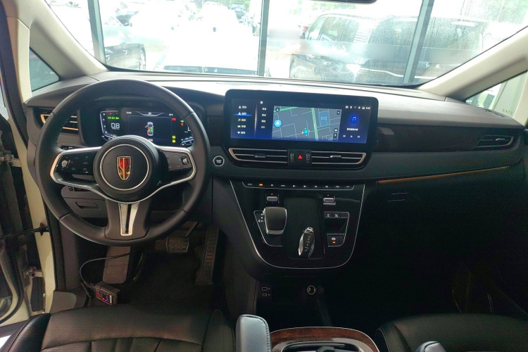 红旗HQ9 2023款 2.0T 智联旗享版中控内饰7002