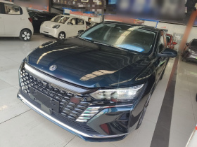 东风风神 奕炫MAX 2021款 1.5T 超燃酷爸版