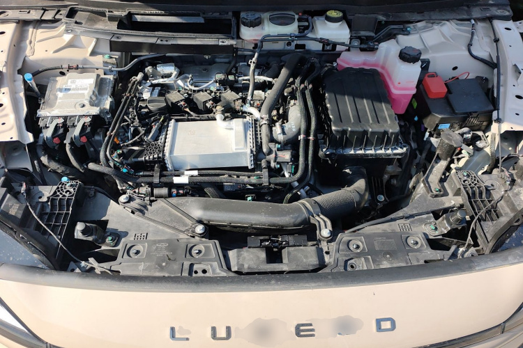 鸿蒙智行 智界R7 2025款 增程 251km Max局部细节24